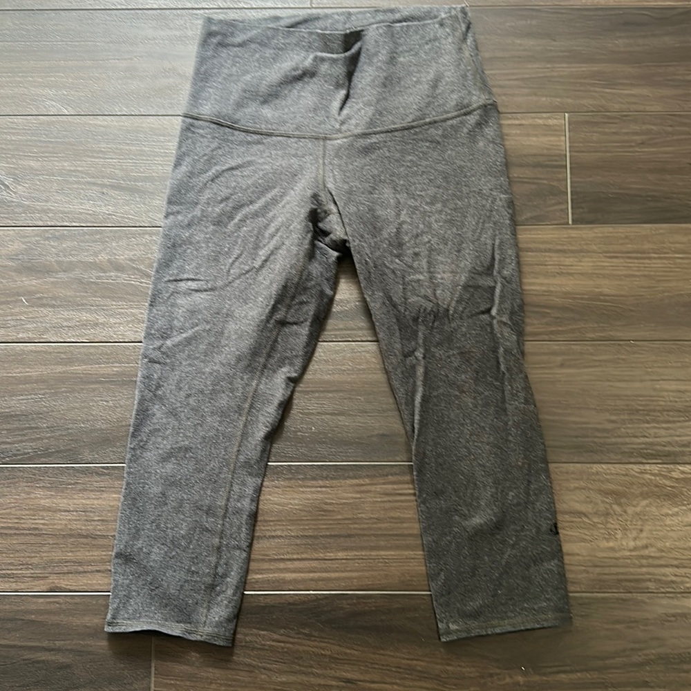 Lululemon Wunder Under Crop Sz 8 Cotton (High Rise) (Roll Down)